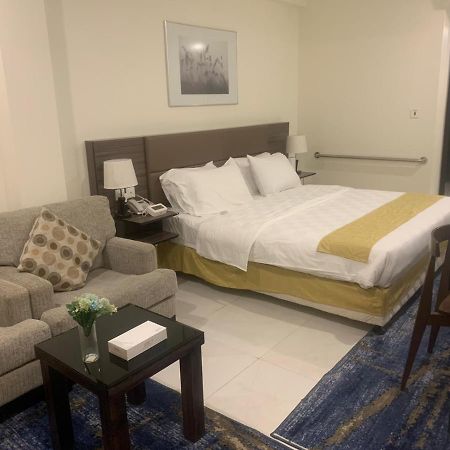 Grand Lily Hotel Suites Al-Hofuf Esterno foto