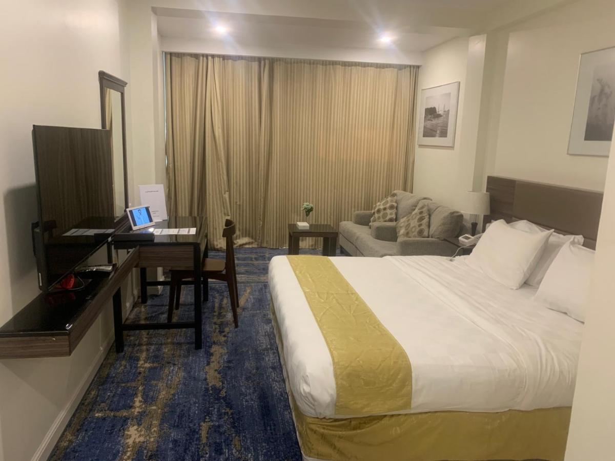 Grand Lily Hotel Suites Al-Hofuf Esterno foto