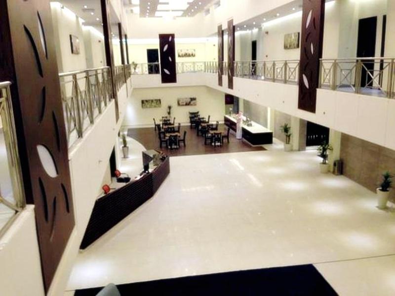Grand Lily Hotel Suites Al-Hofuf Esterno foto