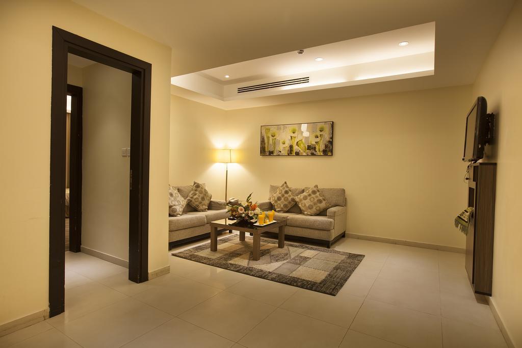 Grand Lily Hotel Suites Al-Hofuf Esterno foto