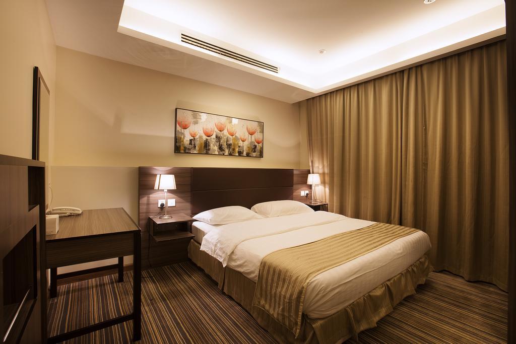 Grand Lily Hotel Suites Al-Hofuf Esterno foto