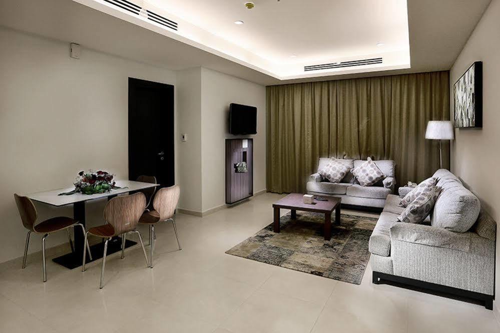 Grand Lily Hotel Suites Al-Hofuf Esterno foto