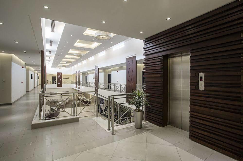 Grand Lily Hotel Suites Al-Hofuf Esterno foto